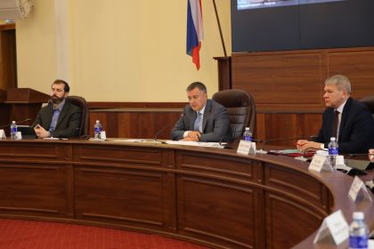 Александр Ведерников принял участие в заседании штаба по предотвращению распространения коронавируса